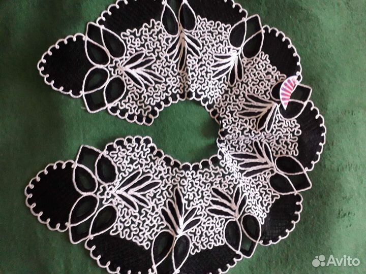 Воротнички нарядные новые