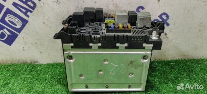 Блок предохранителей Mercedes-Benz W211 седан 2.2