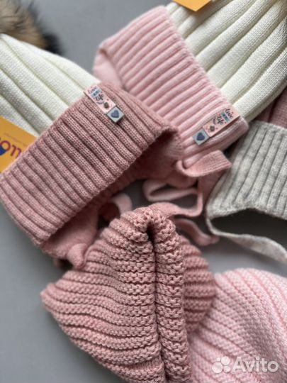 Шапка снуд с натуральным помпоном