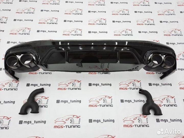 Диффузор с насадками на Q5 16-н.в. стиль SQ5 Black