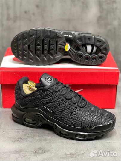 Кроссовки мужские Nike Air Max Tn Plus