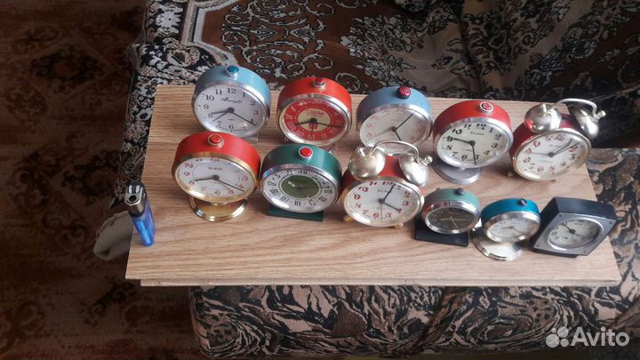 Будильник Слава и ракета и будильник мир