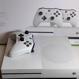 Xbox One S 1tb + RDR2