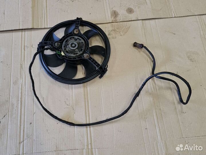 Вентилятор радиатора Audi A4 B5, Passat B5