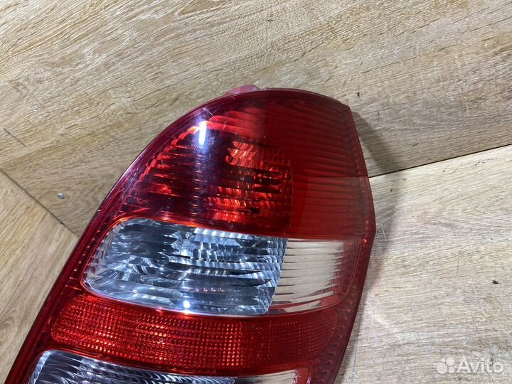 Фонарь задний правый Mercedes-Benz W169 Арт 110966