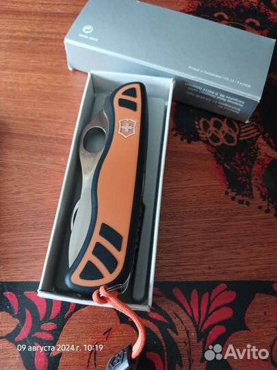 Victorinox hunter xt