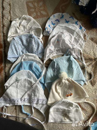 Чепчик для новорожденных. Шапочки. Пинетки