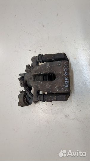 Суппорт Opel Zafira A, 2002