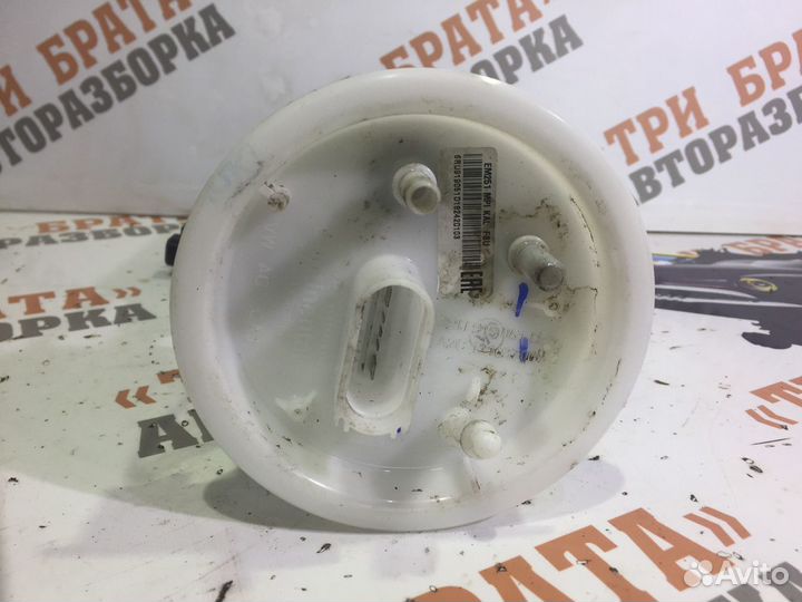 Шкода Рапид Колба бака в сборе