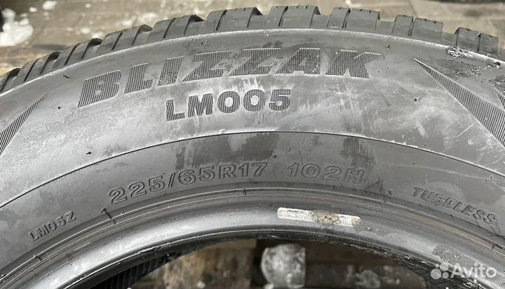 Bridgestone Blizzak LM-005 225/65 R17