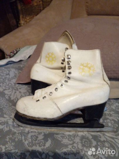 Коньки хоккейные, фигурные