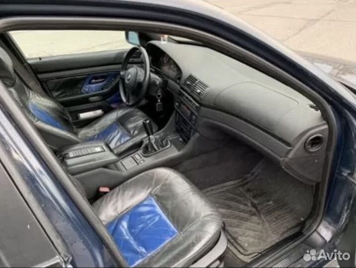 Кожаные сиденья bmw e39 (ломайки)