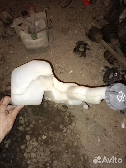 Бачок стеклоомывателя Ford Mondeo MK3