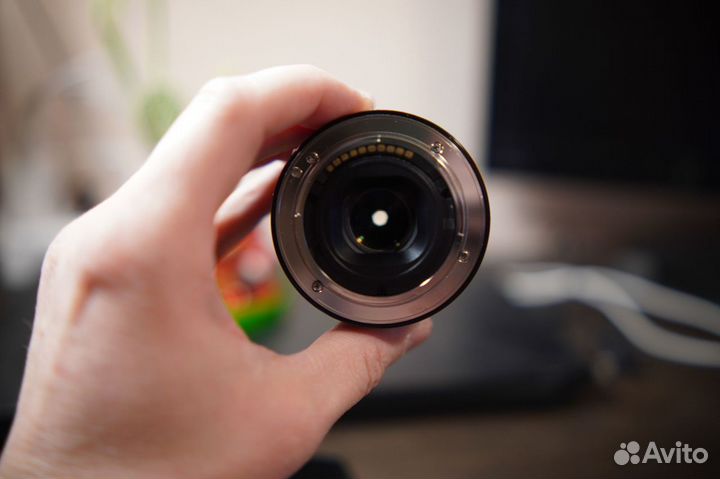 Sony 35mm f 1.8 e-mount