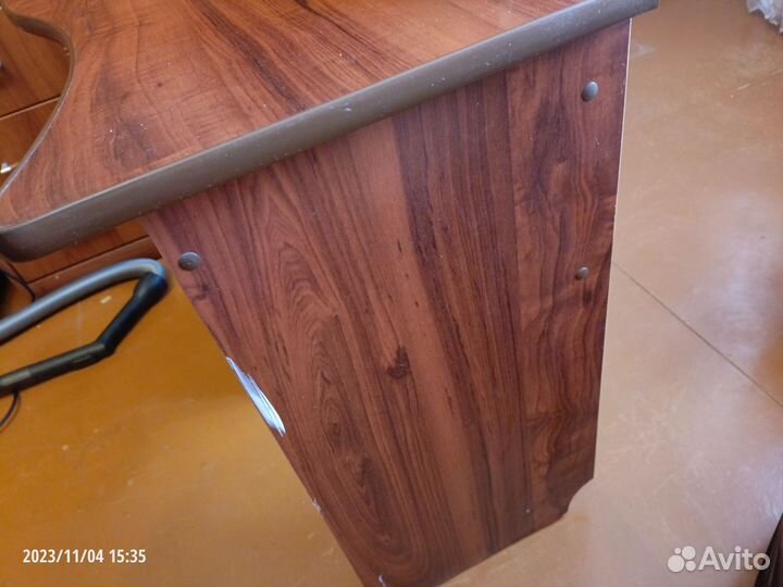 Туалетный столик с зеркалом бу