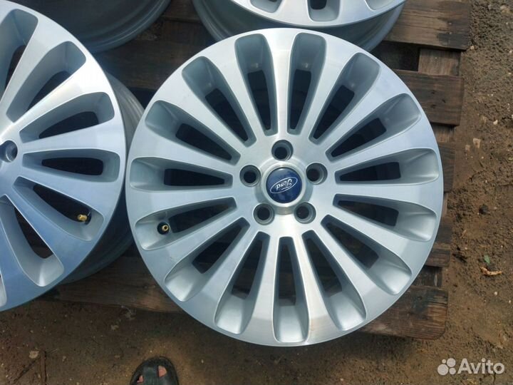 Ford Mondeo Focus Ориг Titanium R17 5x108 ET55 7.5