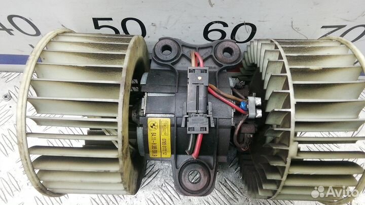 Моторчик печки BMW X5 E53 2002