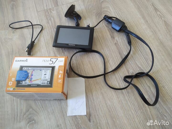 Навигатор Garmin Nuvi 57LMT