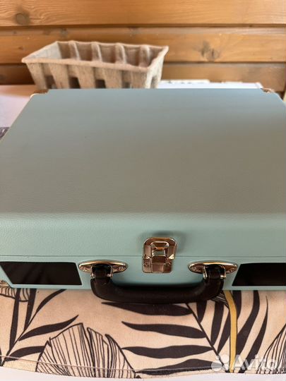 Проигрыватель винила byron statics