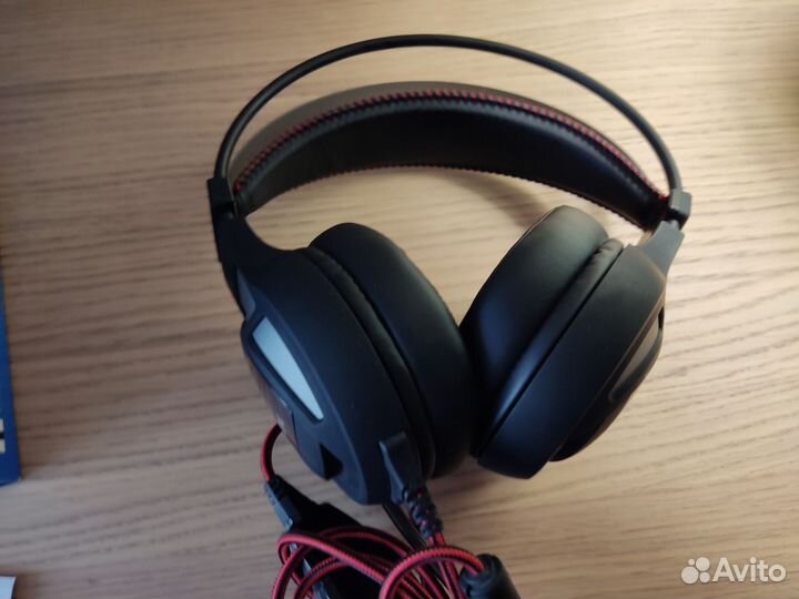 Наушники Sven AP-U996MV