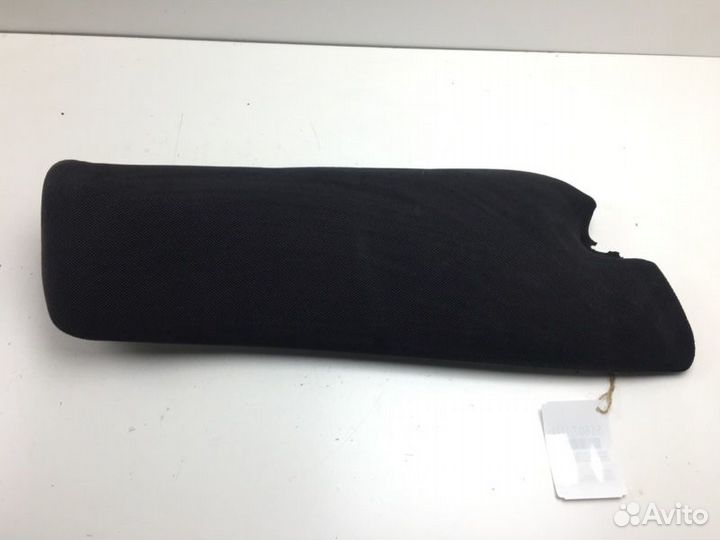 Накладка на стойку задняя правая Toyota Rav4