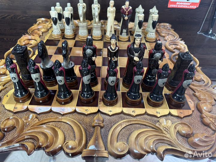 Шахматы резные ручной работы