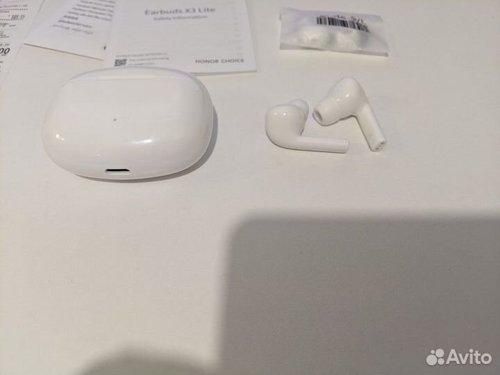 Беспроводные наушники