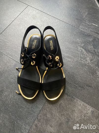 Michael kors босоножки 36
