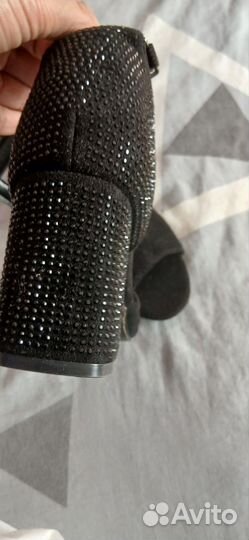 Туфли женские 37 размер бежевые чёрный