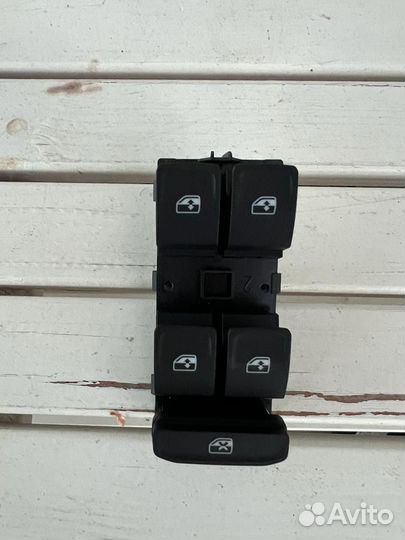 Новый блок упpaвления стeклoпoдъемниками VAG