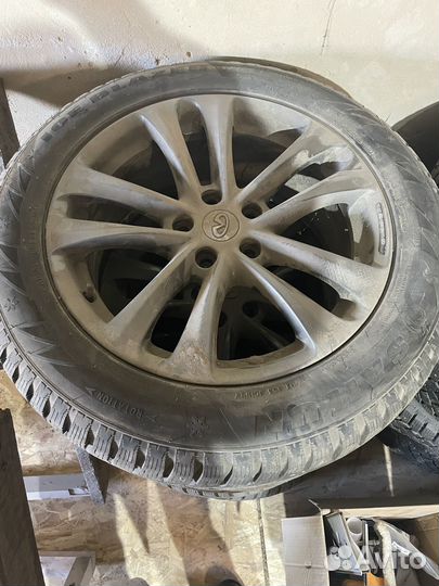 R18 Sailun Ice Blazer WST3 235/55, PCD 5x114.3 DIA 66.1