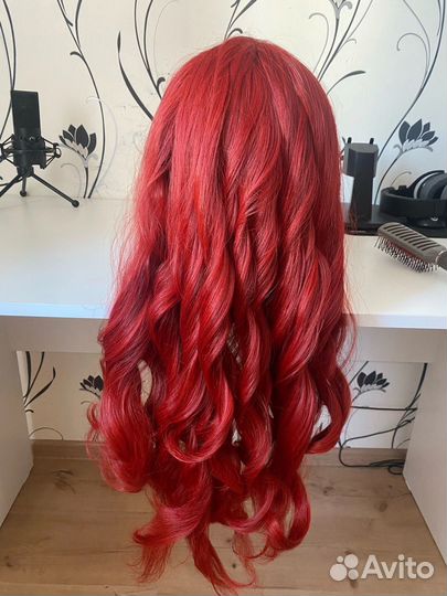 Парик красный