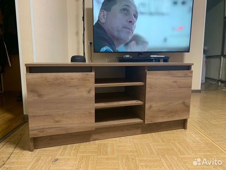 Тумба под телевизор новая