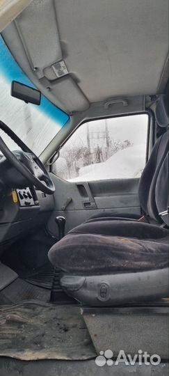 Volkswagen Transporter 1.9 МТ, 1996, битый, 250 000 км