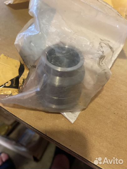 Стакан форсунки втулка CAT C10,C12,1161102