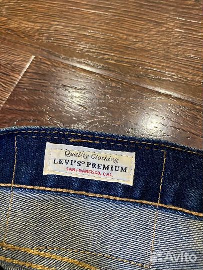 Джинсы Levis 501