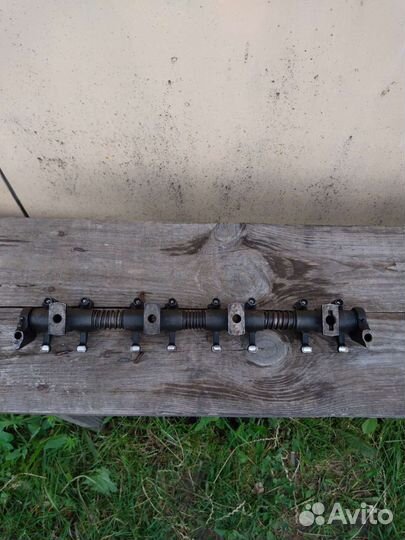 Ось коромысел на змз402