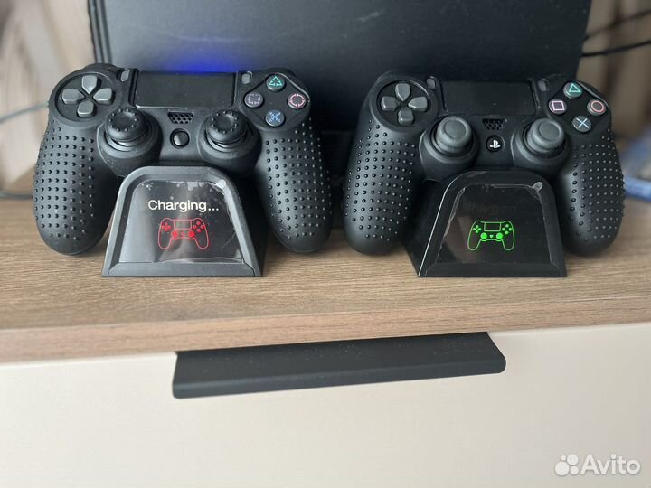 Sony playstation 4 pro 1tb