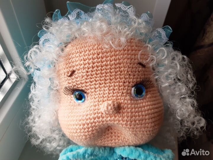 Вязаная кукла ручной работы (50 см. )