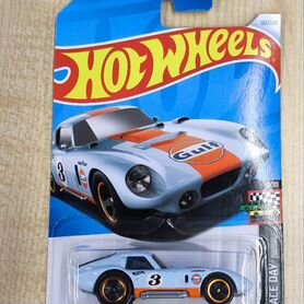 Hot Wheels Shelby Cobra "Daytona" Coupe