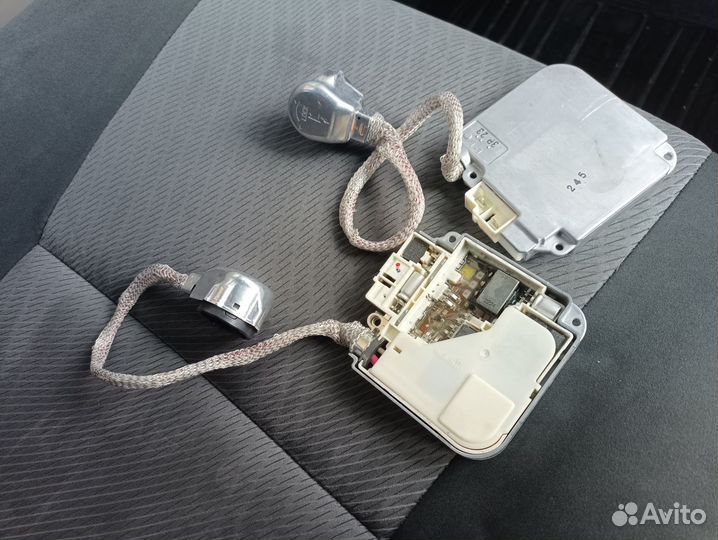Блок розжига ксенона Toyota