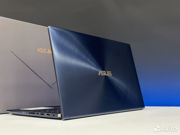 Asus ZenBook 15.6 IPS Core i7 10th 16G озу SSD512g