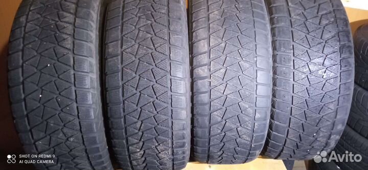 Bridgestone Blizzak DM-V2 285/60 R18