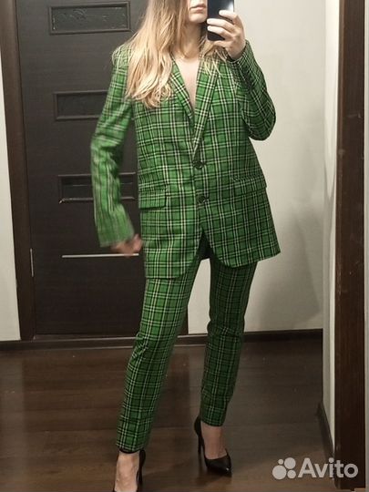 Новый зелёный костюм в клетку Michael Kors
