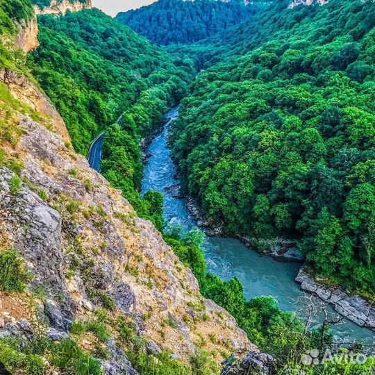 Активный отдых. Рафтинг по реке Белой в Адыгее