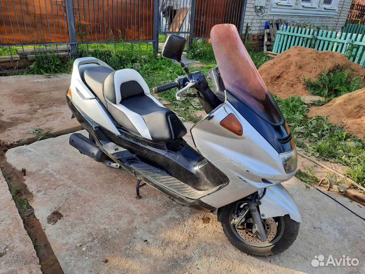 Yamaha majesti 250