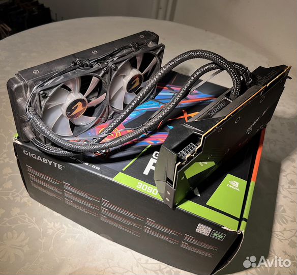 Видеокарта aorus RTX 3090 xtreme Waterforce