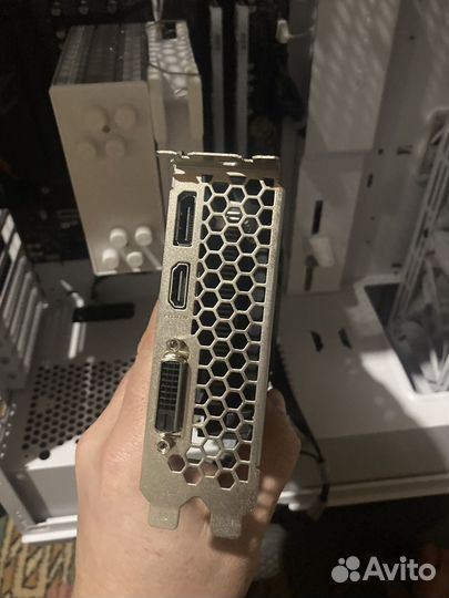 Видеокарта gtx 1050 ti 4gb