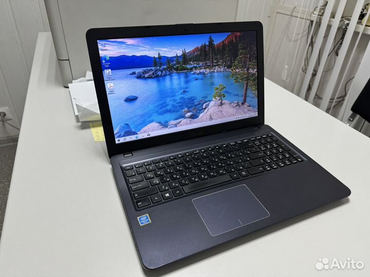 Asus VivoBook X543