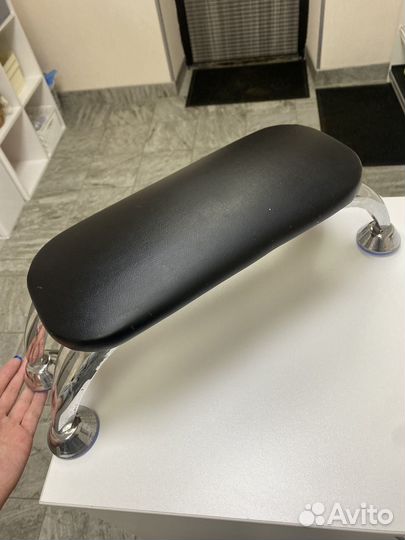 Подставка для рук маникюрная